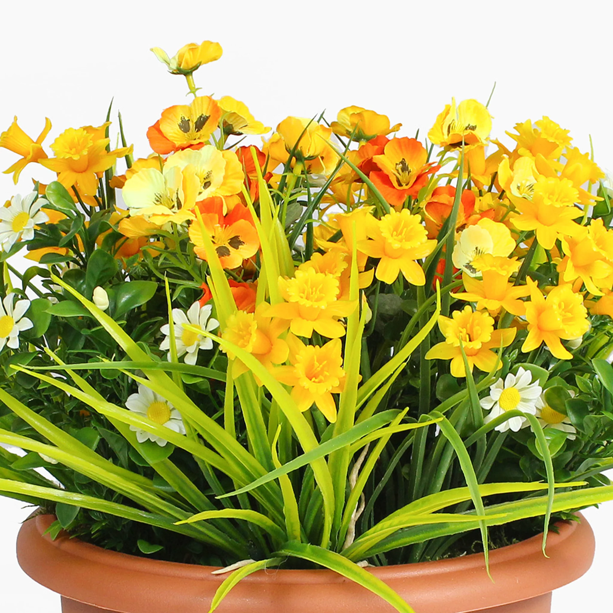 Spring hues patio planter - Image 5